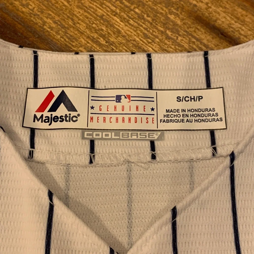 NY Yankees Majestic Matt Holliday #17 Major League Baseball shirt. Size small. - Picture 3 of 11